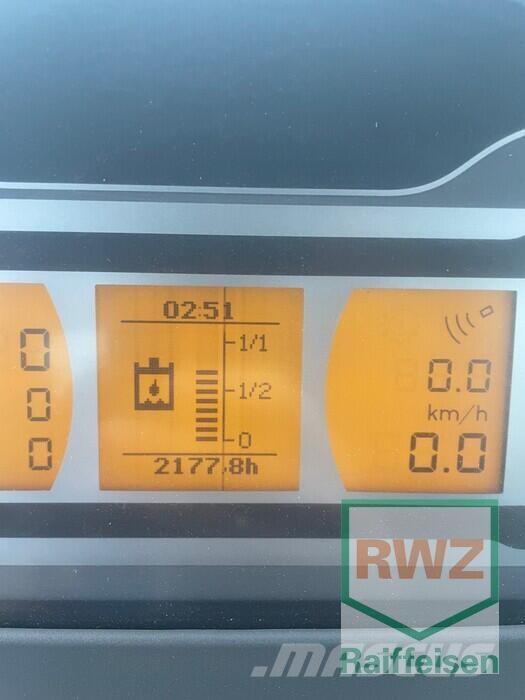 Fendt 826 Vario Traktorit