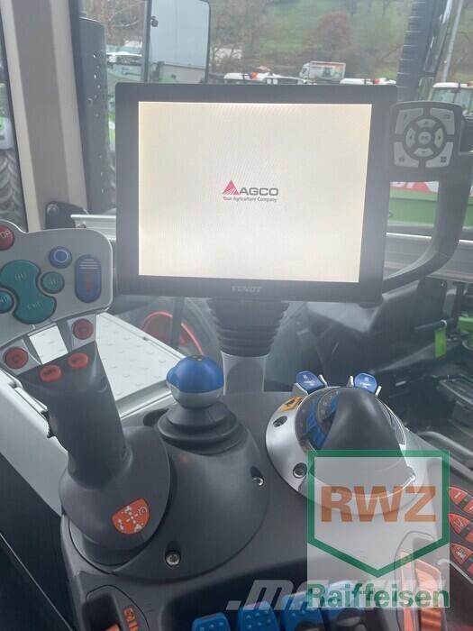 Fendt 826 Vario Traktorit