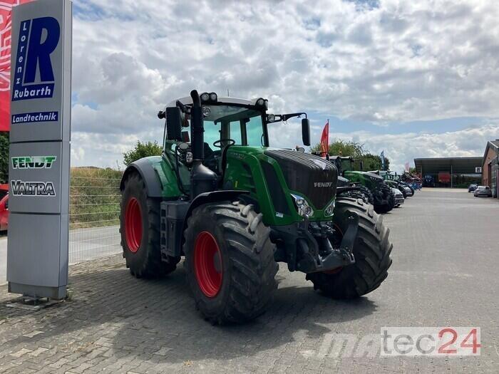 Fendt 826 VARIO S4 Traktorit