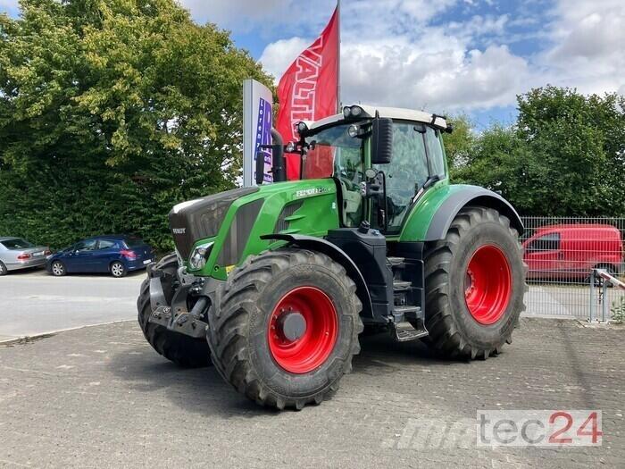 Fendt 826 VARIO S4 Traktorit