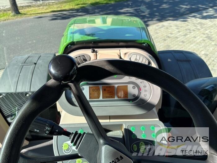 Fendt 826 VARIO S4 Traktorit