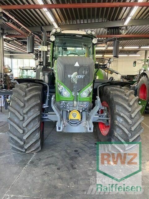 Fendt 828 Vario S4 Traktorit