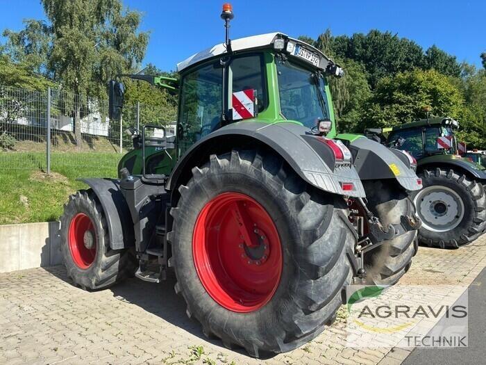Fendt 828 VARIO S4 Traktorit