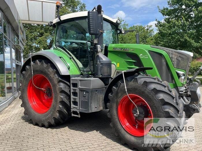 Fendt 828 VARIO S4 Traktorit