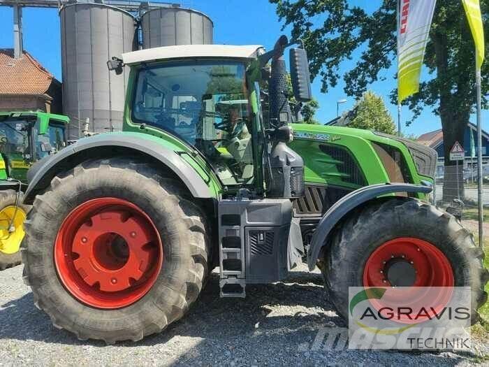 Fendt 828 VARIO S4 Traktorit