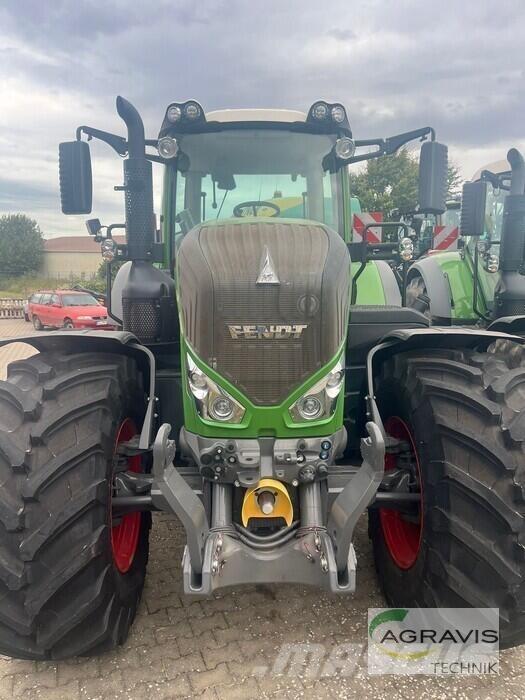 Fendt 828 VARIO S4 Traktorit