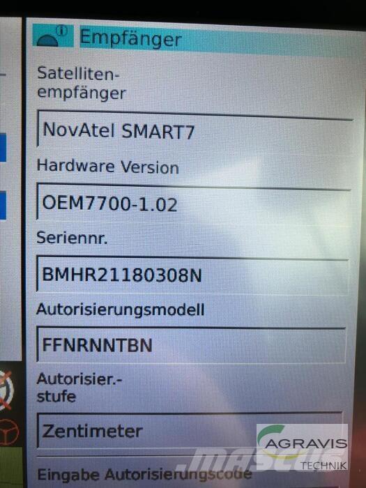 Fendt 828 VARIO S4 Traktorit