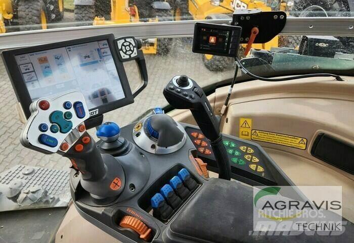 Fendt 828 VARIO SCR Traktorit