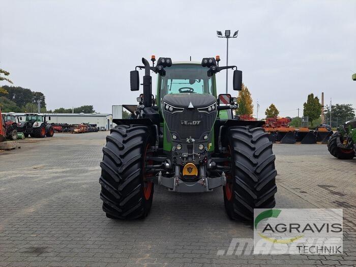 Fendt 942 VARIO GEN-7 Traktorit