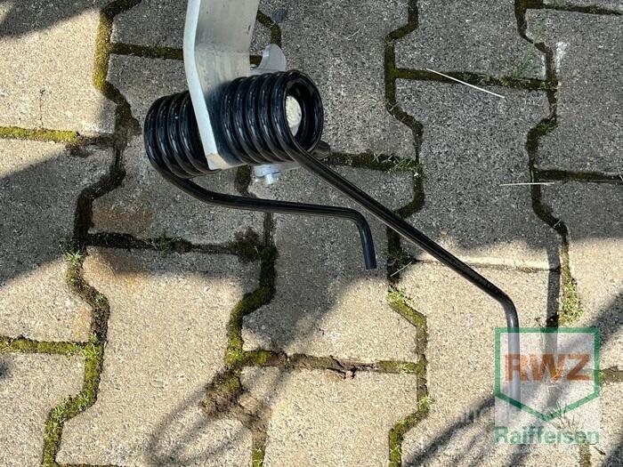 Fendt Lotus 770 Pöyhimet ja haravat