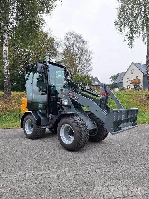GiANT G2300 HD Pyöräkuormaajat
