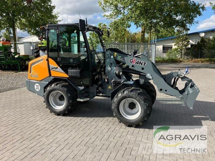 GiANT G3500 Pyöräkuormaajat