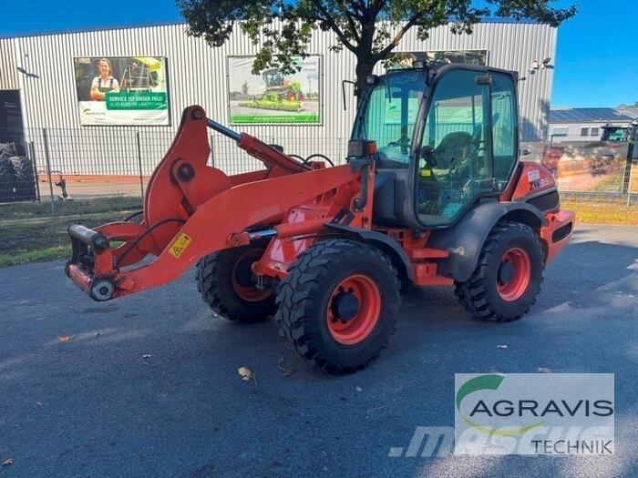 Hitachi ZW 95 Pyöräkuormaajat