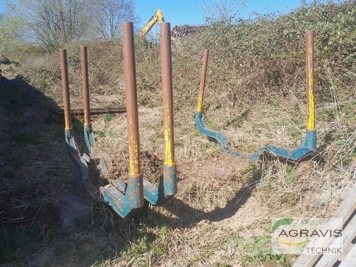 HSM 208F 9 Kuormatraktorit