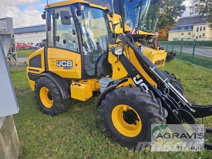 JCB 407 AGRI STUFE V Pyöräkuormaajat