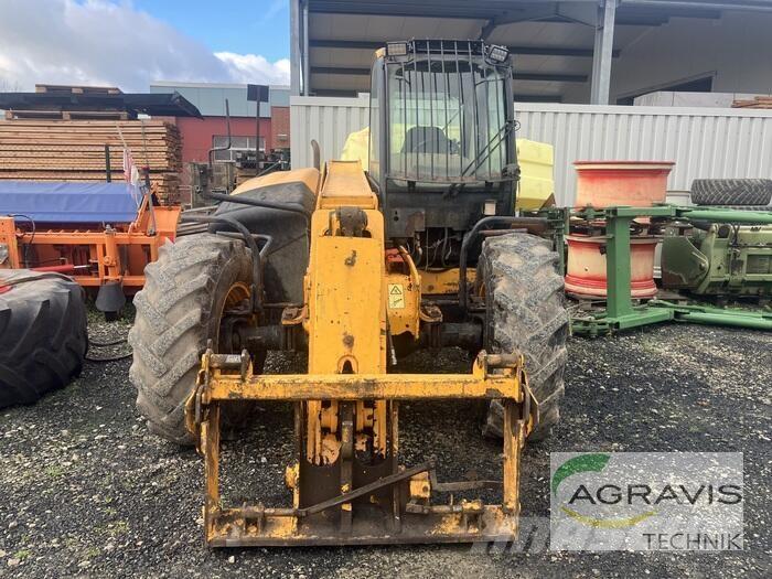 JCB 531-70 Maatalouskurottajat