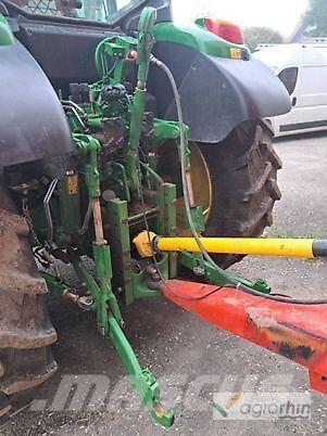 John Deere 6120M Traktorit