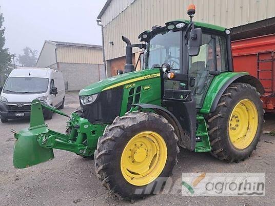 John Deere 6120M Traktorit
