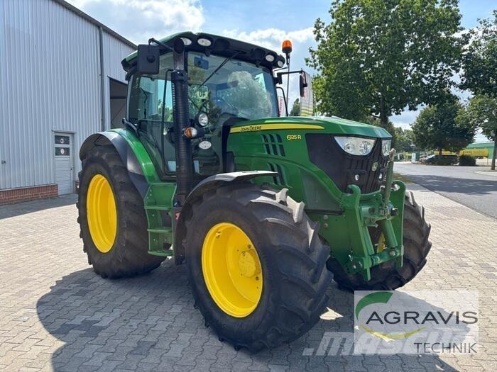 John Deere 6125 R Traktorit