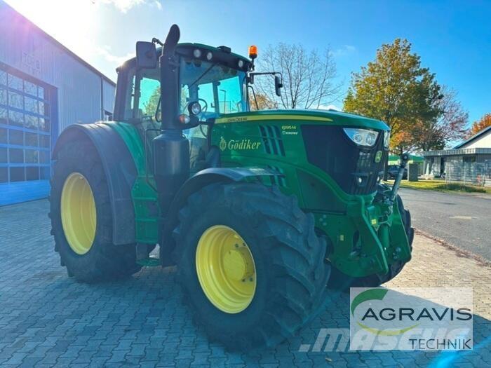 John Deere 6195 M Traktorit