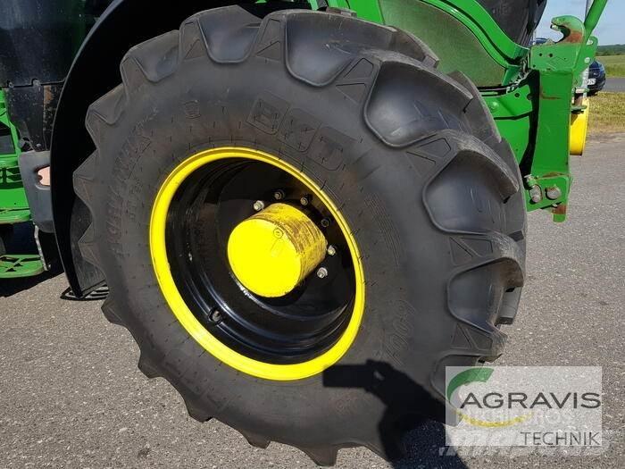 John Deere 6195 R Traktorit