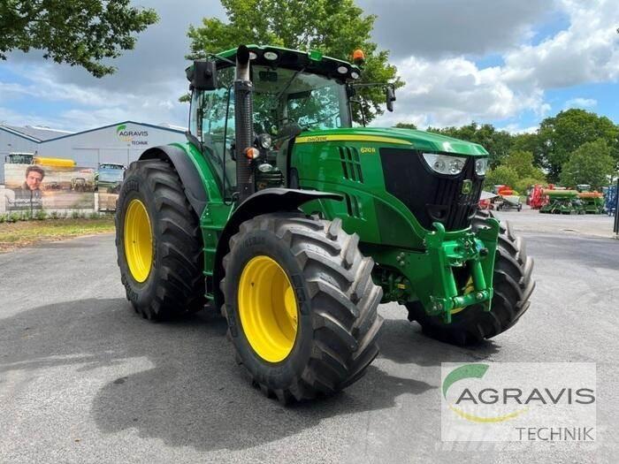 John Deere 6210 R Traktorit