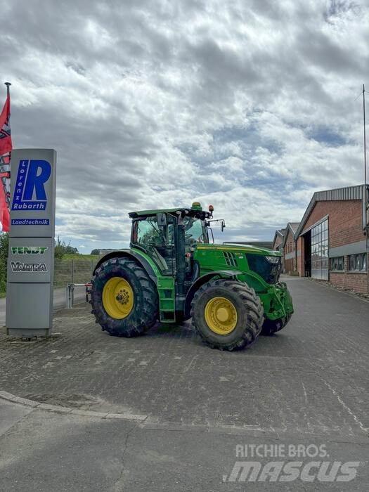 John Deere 6210 R Traktorit