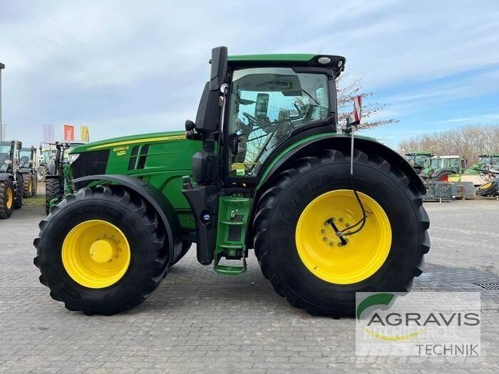 John Deere 6250 R Traktorit