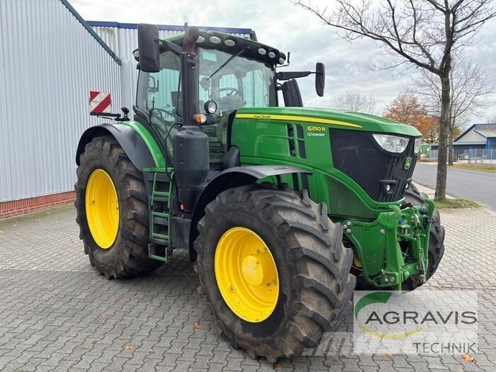 John Deere 6250 R Traktorit