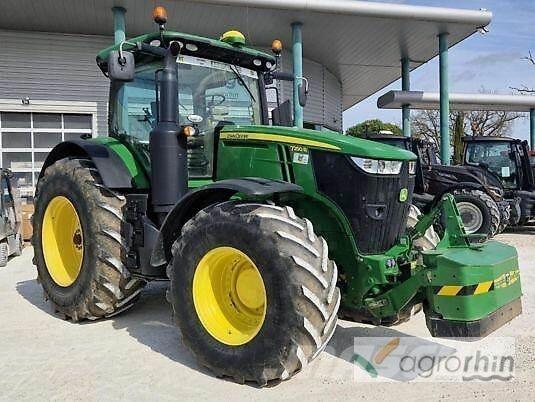 John Deere 7250R Traktorit