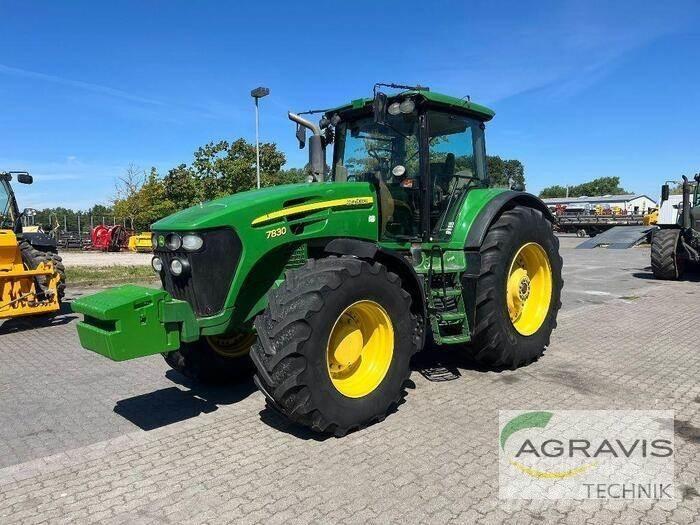 John Deere 7830 Traktorit