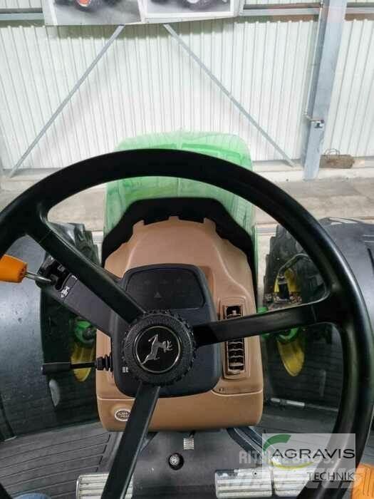 John Deere 7930 A Traktorit