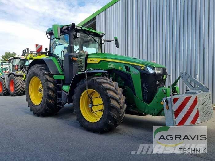 John Deere 8R 310 Traktorit