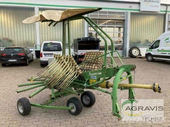 Krone SWADRO 421 Pöyhimet ja haravat