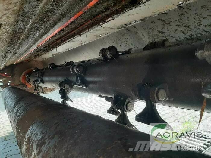 Kuhn BP 8300 Pilkekoneet, klapikoneet, hakkurit ja sirkkelit