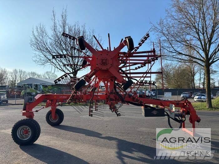 Kuhn GA 8521 Pöyhimet ja haravat