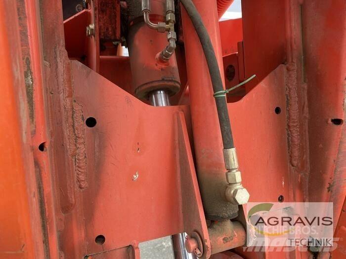 Kuhn GA 9321 Pöyhimet ja haravat