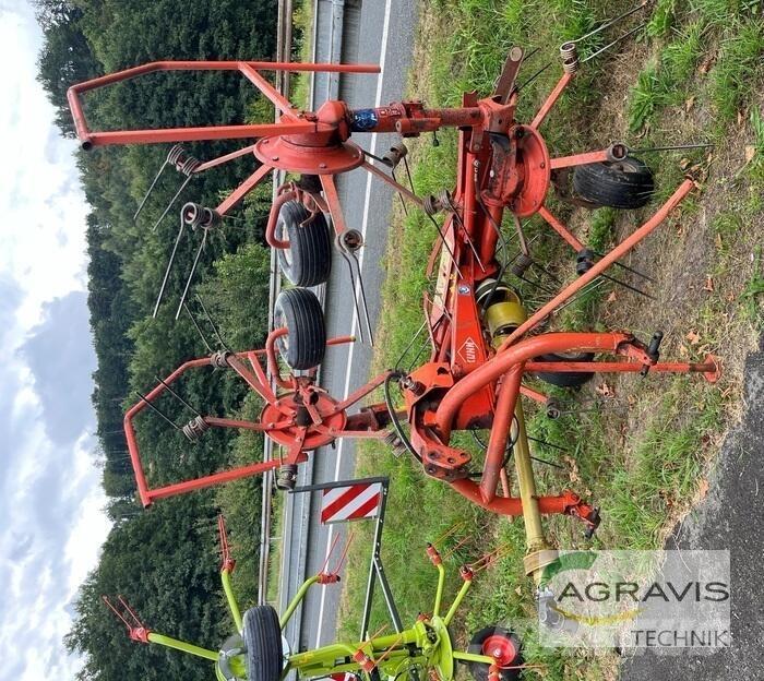 Kuhn GF 4201 MH Pöyhimet ja haravat