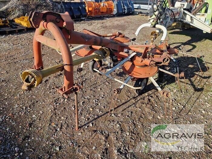 Kuhn GF 452 M Pöyhimet ja haravat