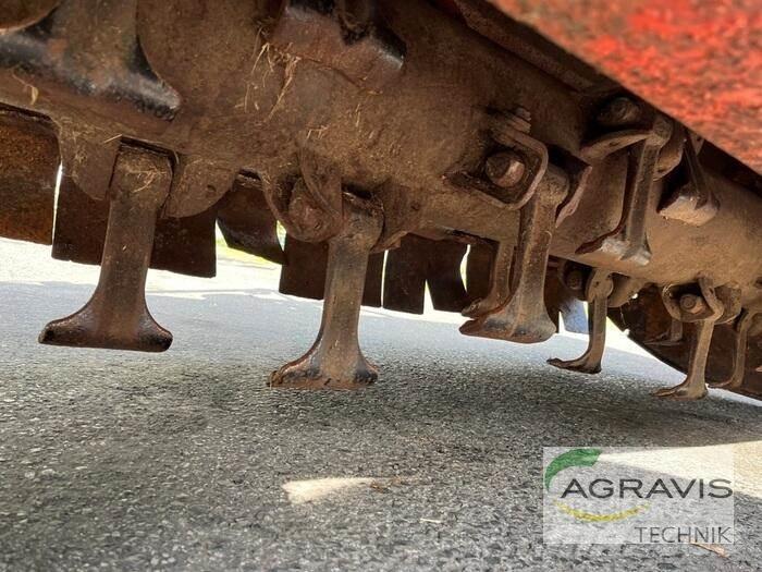 Kuhn RM 280 Kesantoleikkurit ja -murskaimet