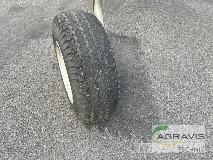 Kverneland 6965 Pöyhimet ja haravat