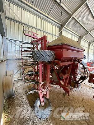 Kverneland TS Kylvölannoittimet