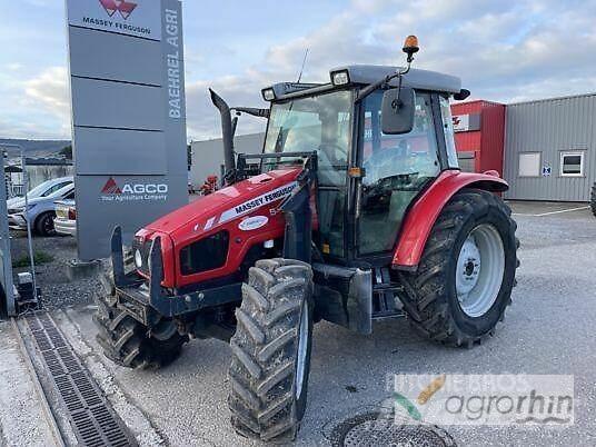 Massey Ferguson 5455 Traktorit