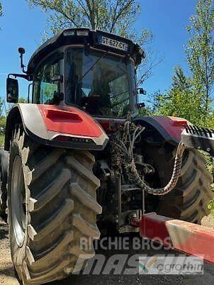 Massey Ferguson 8S 285 Traktorit