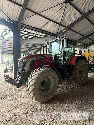 Massey Ferguson 8S245 Traktorit