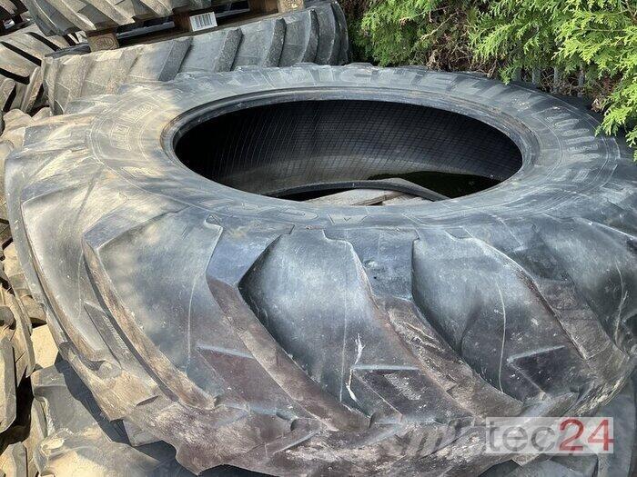 Michelin 20.8R38 Renkaat ja vanteet