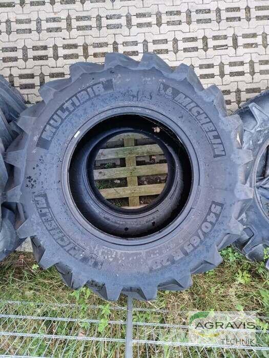 Michelin 540/65R28 Renkaat ja vanteet