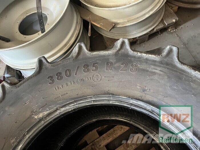 Mitas 380 85 28 Renkaat ja vanteet