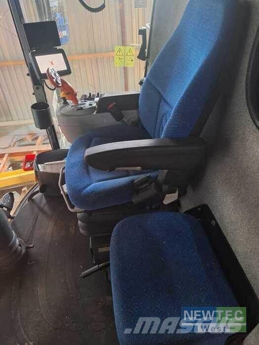 New Holland CX 5090 Leikkuupuimurit