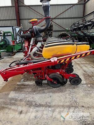 Väderstad Tempo V8 Kylvökoneet